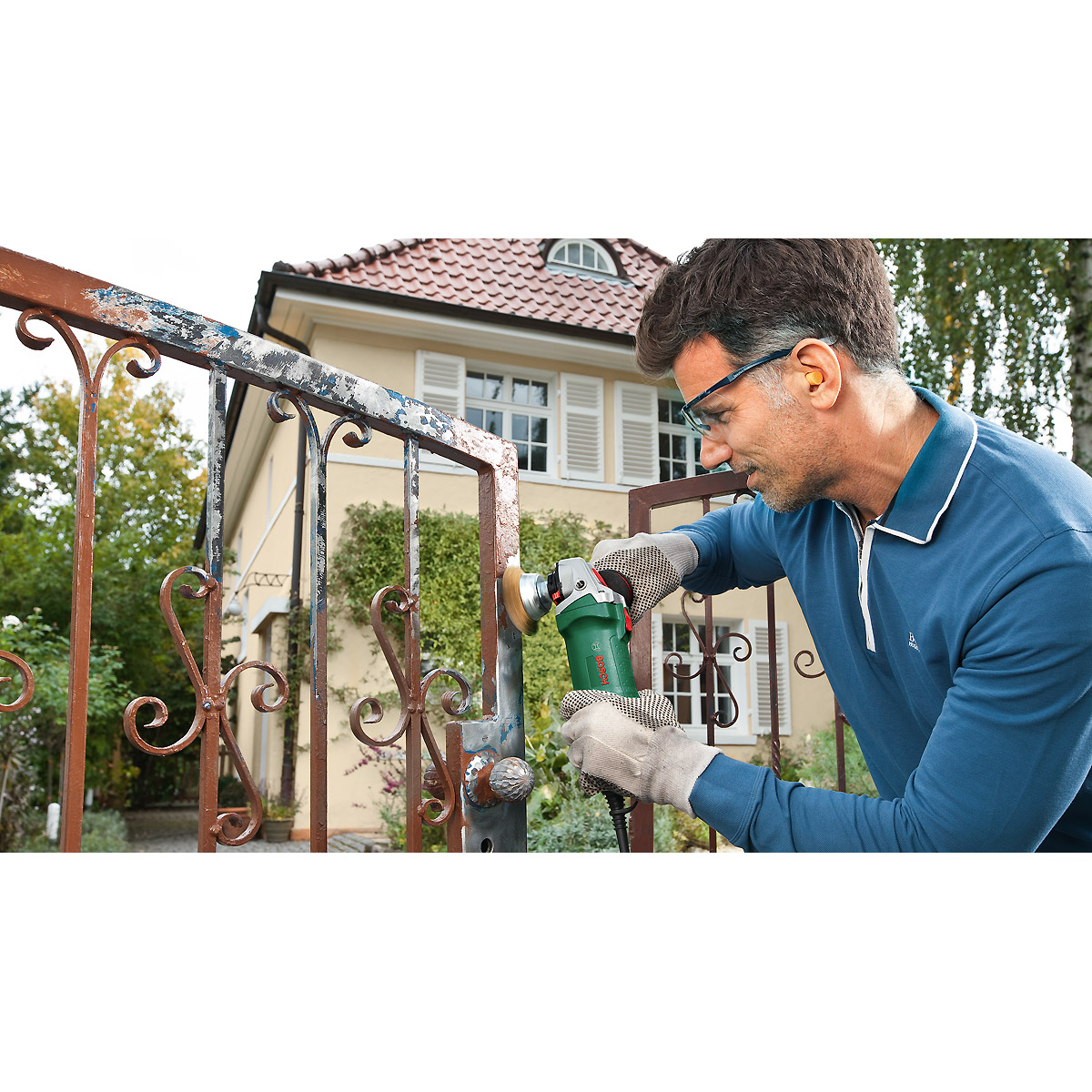 Bosch Winkelschleifer PWS 850-125 mit Diamanttrennscheibe