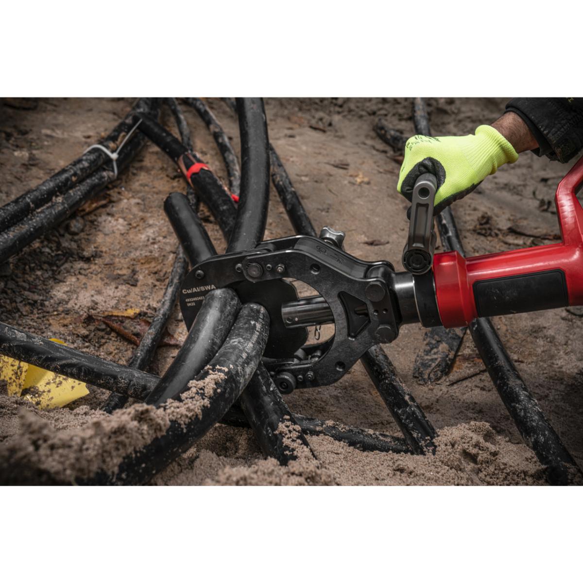 Milwaukee Force Logic 125mm Hydr. Akku - Sicherheits - Kabelschneider M18HCC125 - 801C