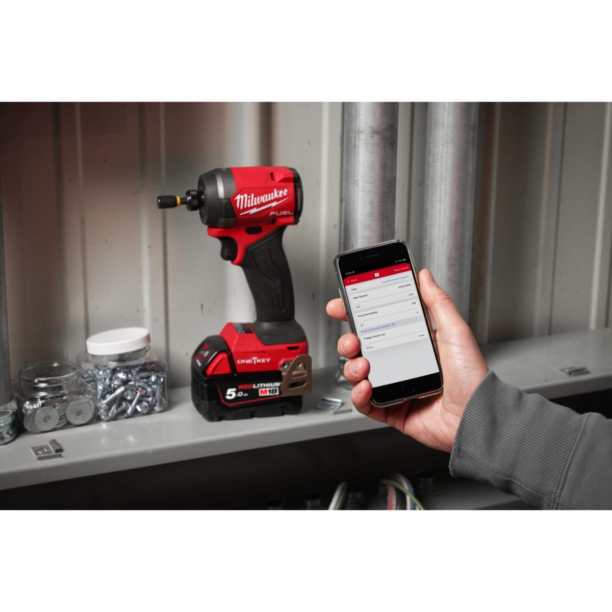 Milwaukee M18 FUEL ONE-KEY 1/4˝ Akku-Schlagschrauber M18ONEID3-502X