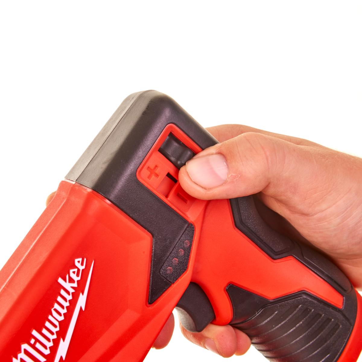 Milwaukee Akku-Tacker M12 BST-202X