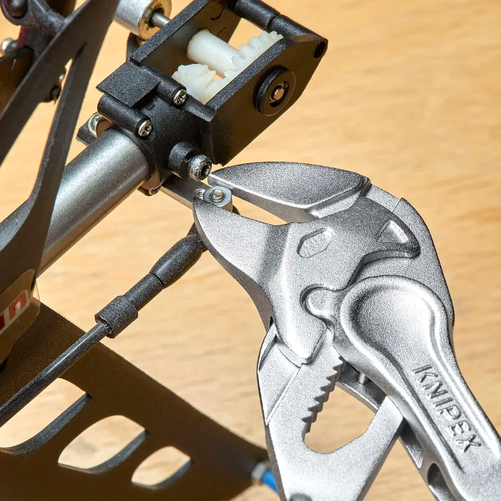 KNIPEX Zangenschlüssel XS Zange und Schraubenschlüssel in einem Werkzeug verchromt 100 mm