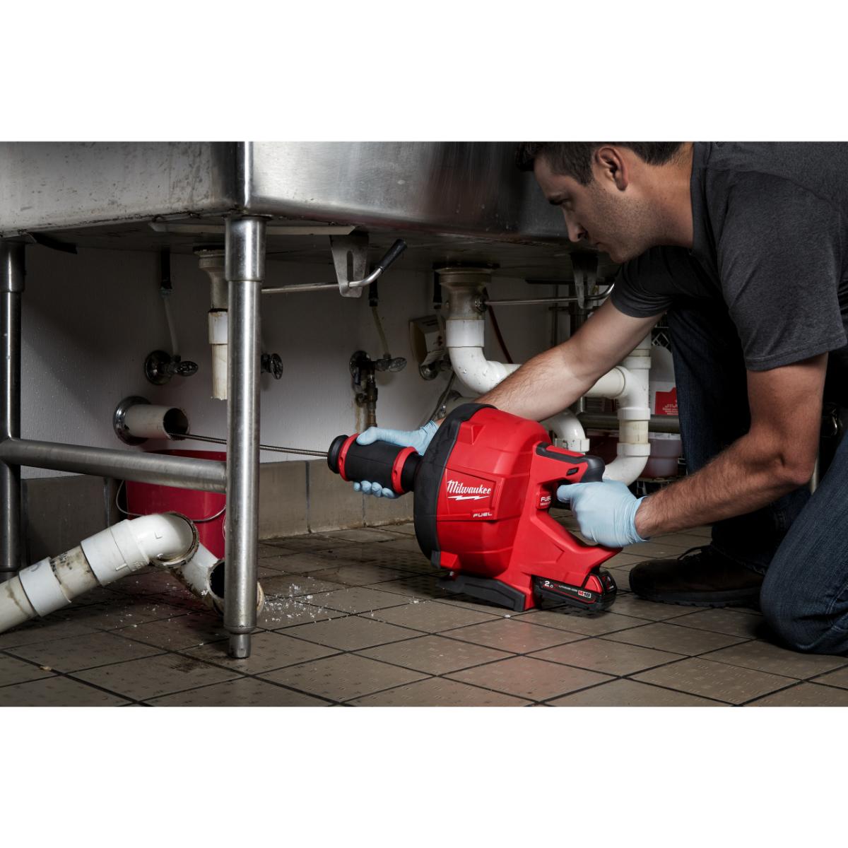 Milwaukee M18 FUEL Akku-Rohrreiniger mit 10 mm Spirale M18 FDCPF10-201C