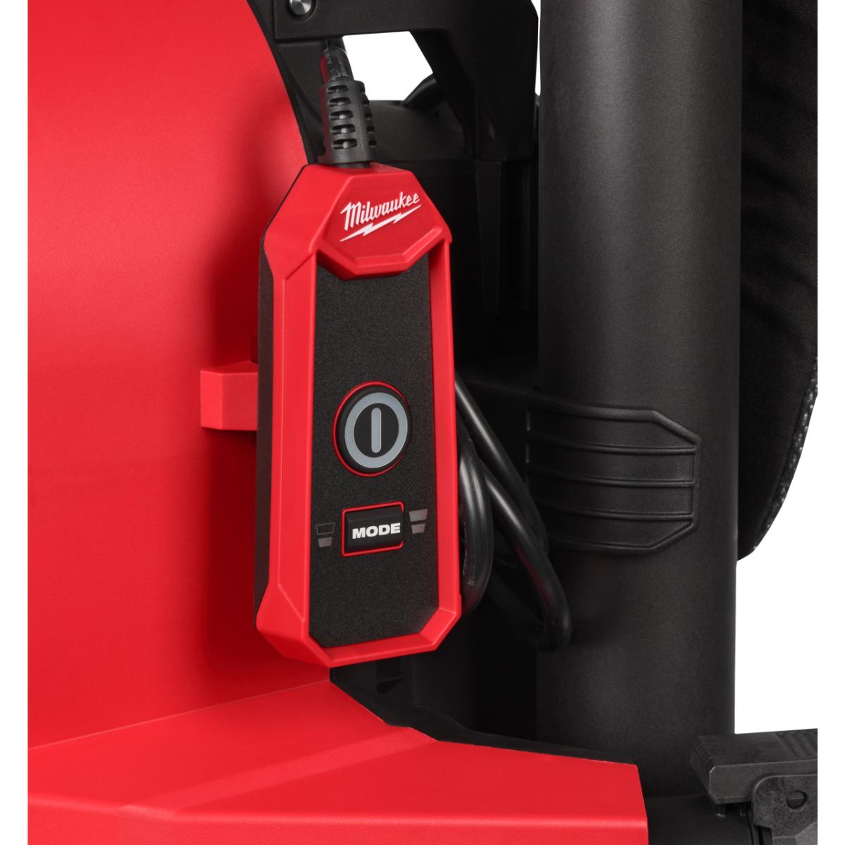 Milwaukee M18 Akku-Rucksack-Staubsauger M18FBPV2-0