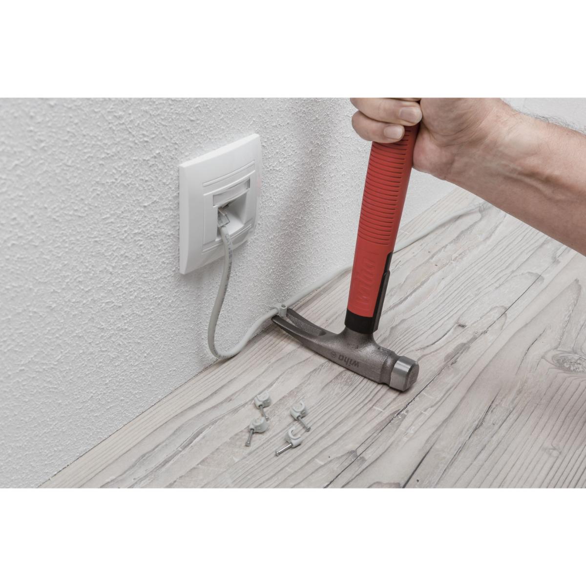 Wiha Elektriker Hammer mit 300 g Hammerkopf
