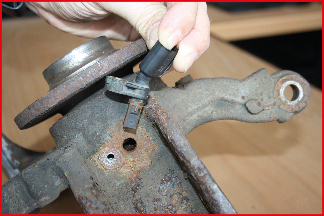 KS Tools Reibahle für ABS-Sensoren mit abwinkelbarer Knarre für VAG, Ø 11mm
