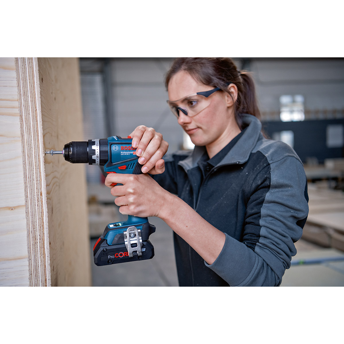 Bosch Akku-Schlagbohrschrauber GSB 18V-90 C mit L-BOXX