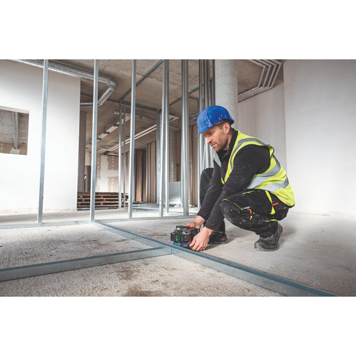 Bosch Linienlaser GLL 18V-120-33 CG in L-BOXX