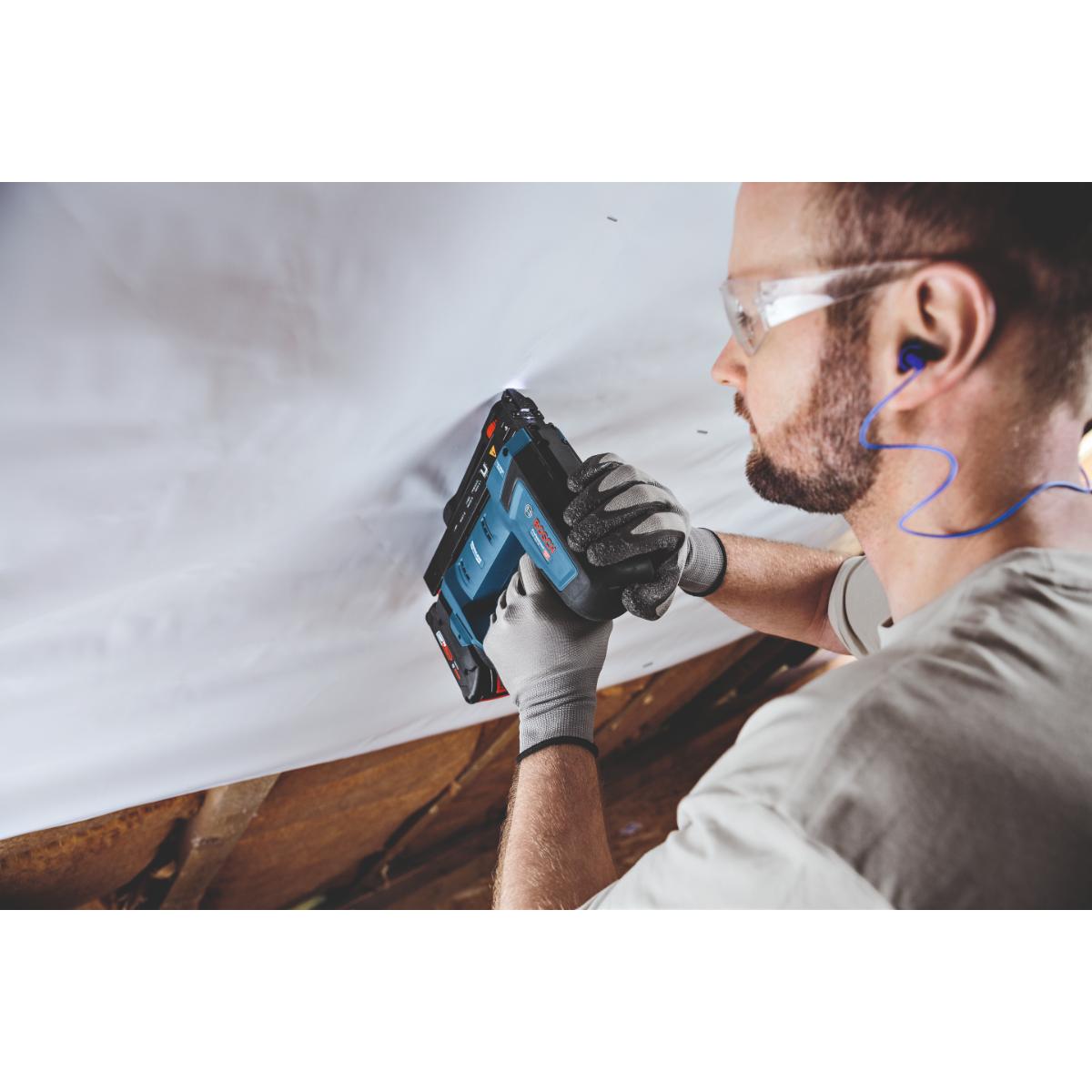 Bosch Akku-Holzklammerer GTH 18V-14