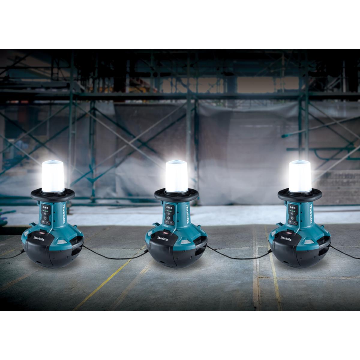 Makita LED-Flächenbeleuchtung XGT - 40V max.• 230V - 550 lx - 5.500 lm - ML010G