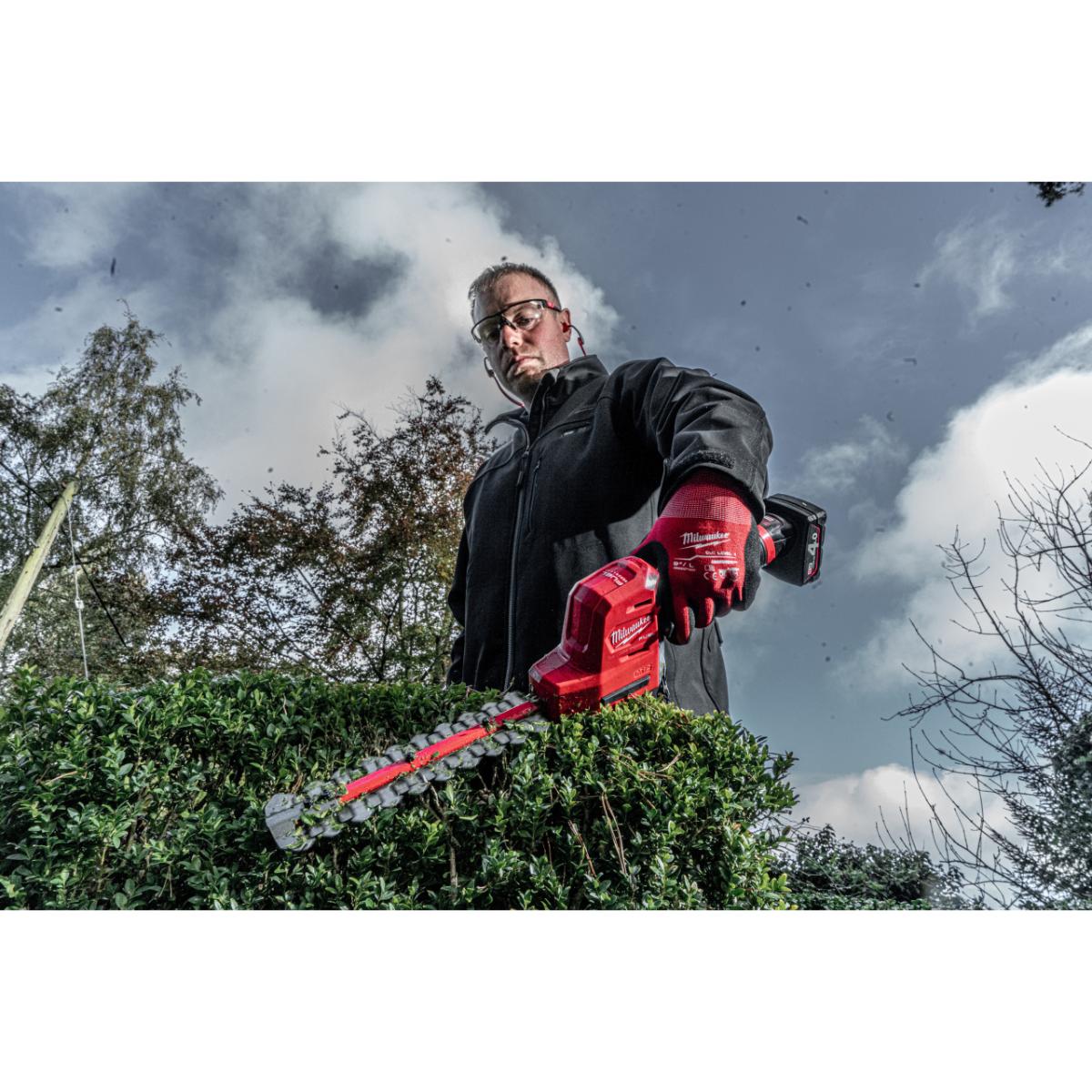 Milwaukee M12 FUEL Akku-Heckenschere M12 FHT20-402