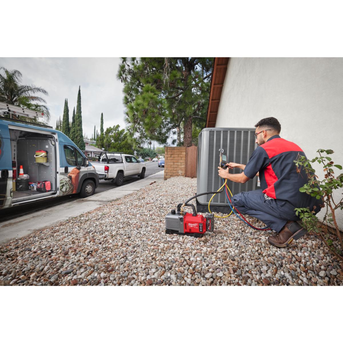 Milwaukee M18 FUEL Akku-Vakuum Pumpe M18FVP5-801