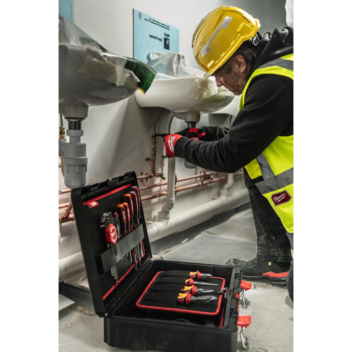 Milwaukee Installateur-Handwerkzeuge Set 73-teilig im PACKOUT Koffer