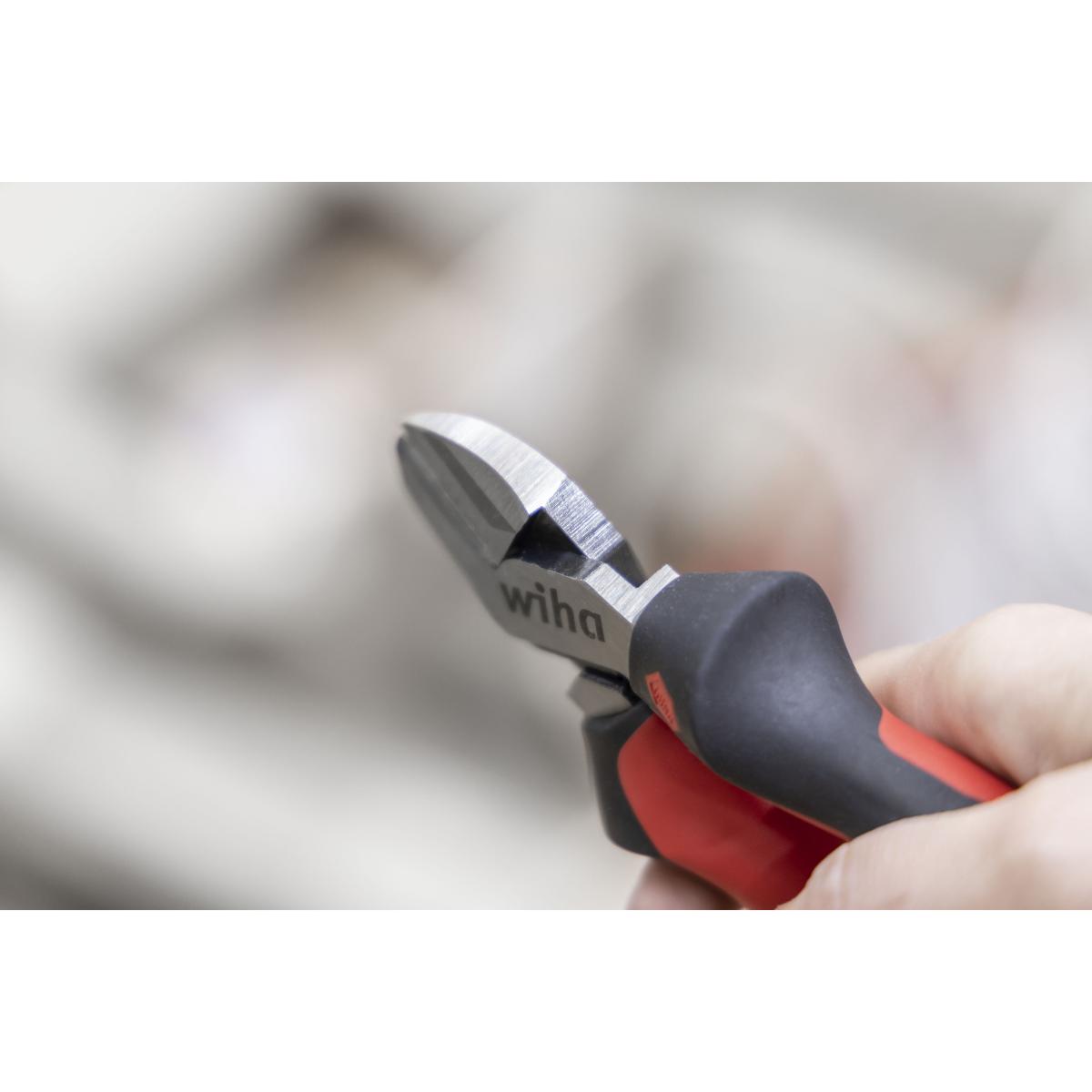 Wiha Seitenschneider Industrial mit DynamicJoint - Blisterverpackung