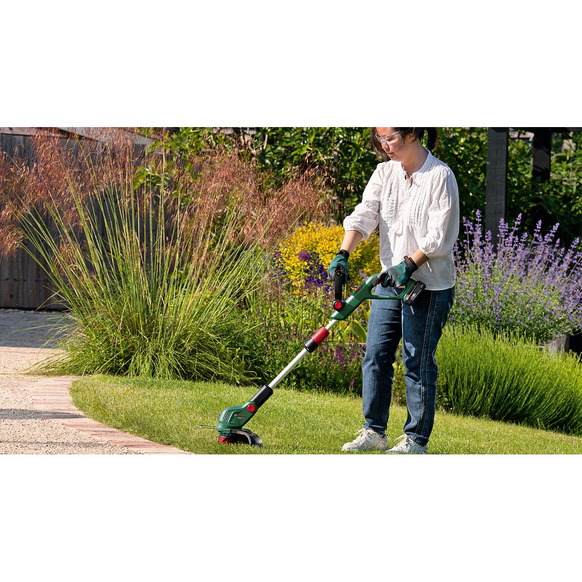 Bosch Akku-Rasentrimmer UniversalGrassCut 18V-26-500, ohne Akku