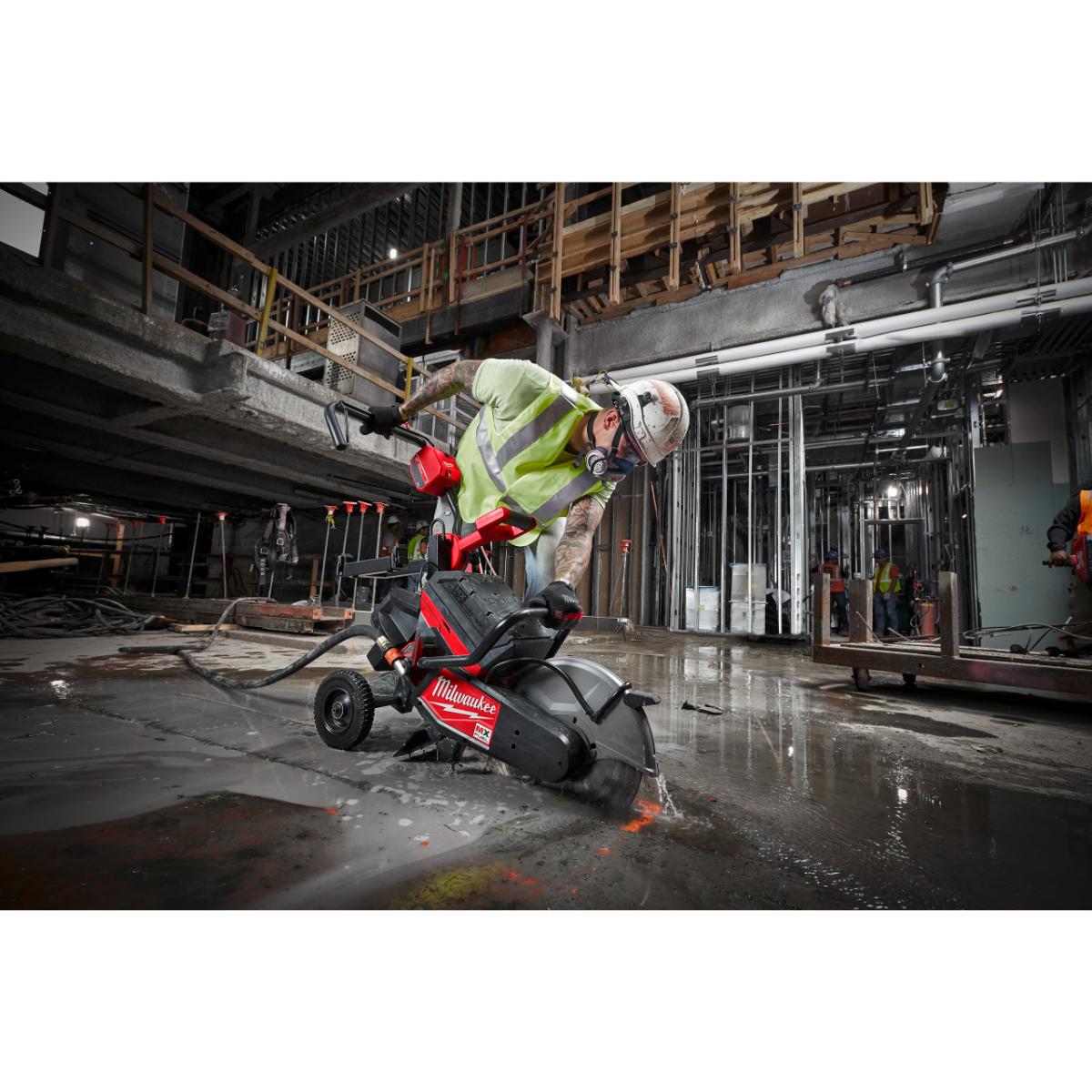 Milwaukee MX FUEL 350mm Trennschleifer MXF COS350-602