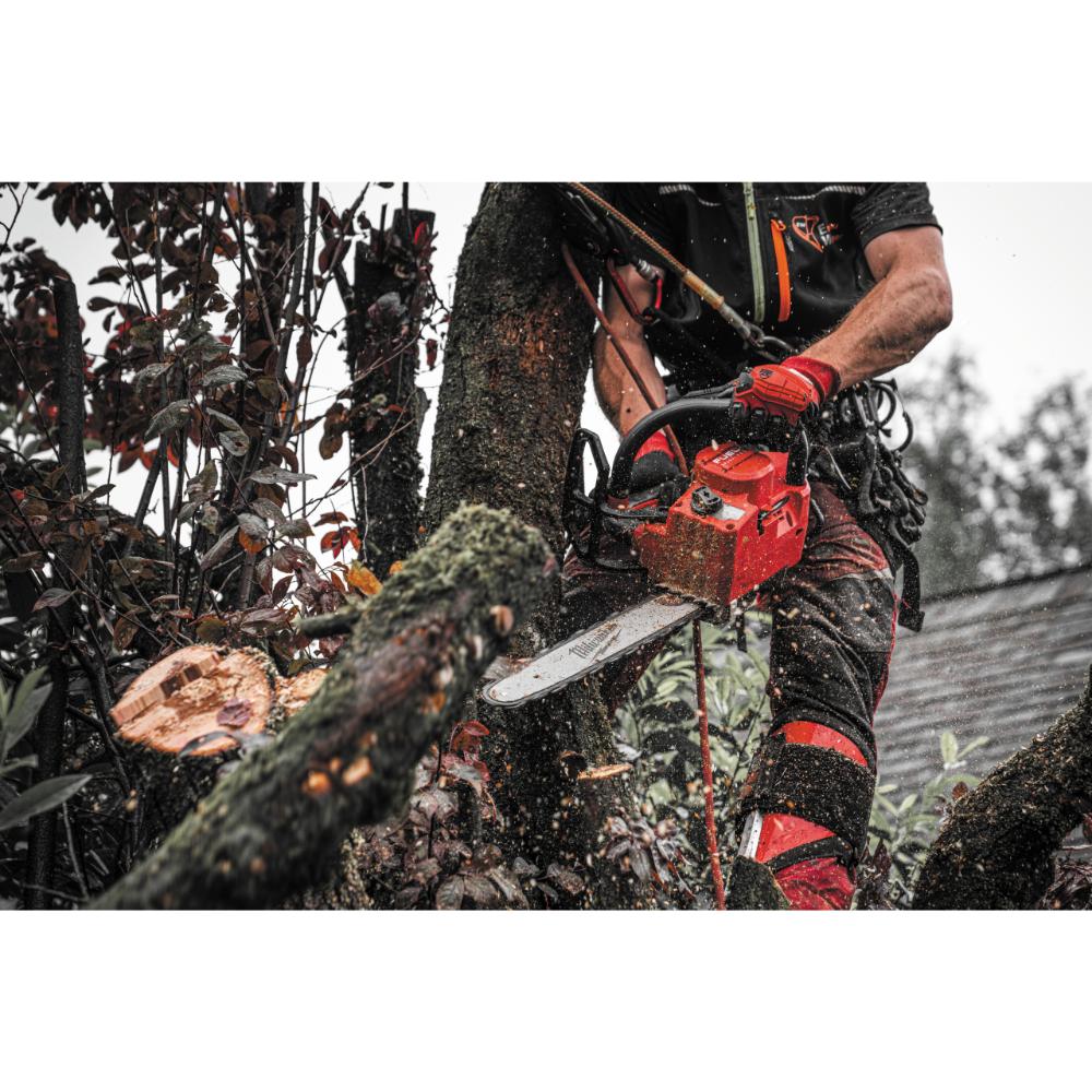 Milwaukee M18 FUEL Akku-Top-Handle-Kettensäge 35 cm Schwert M18FTHCHS35-802