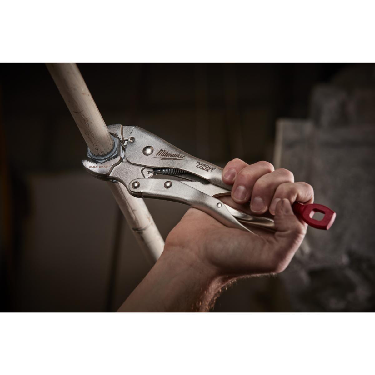 Milwaukee Gripzange MAX BITE mit V-Profil Backen