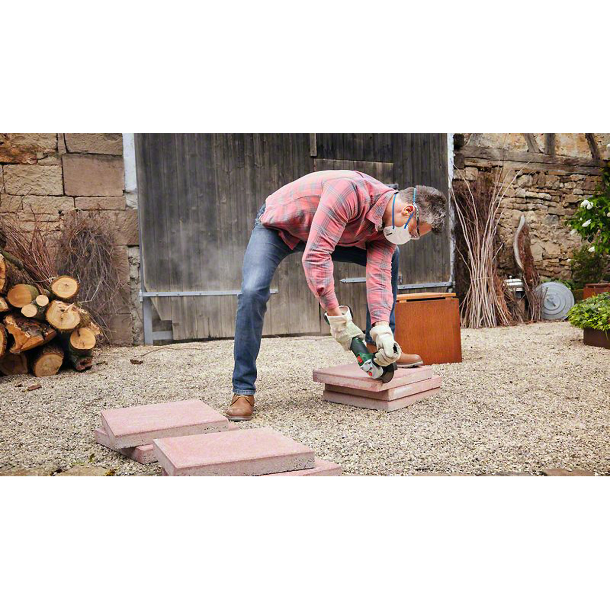 Bosch Akku-Winkelschleifer UniversalGrind 18V-75