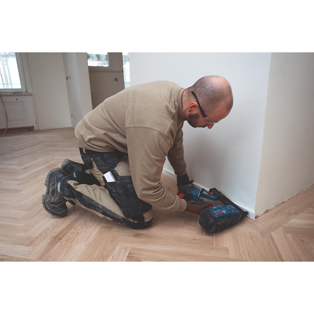Bosch Akku-Holznagler GNH 18V-50 M solo
