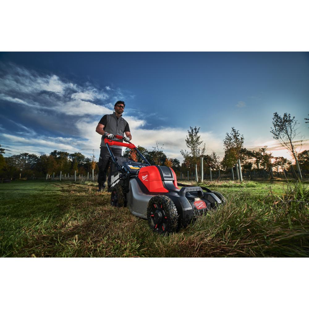 Milwaukee M18 FUEL Akku-Rasenmäher 46 cm M18F2LM46-802