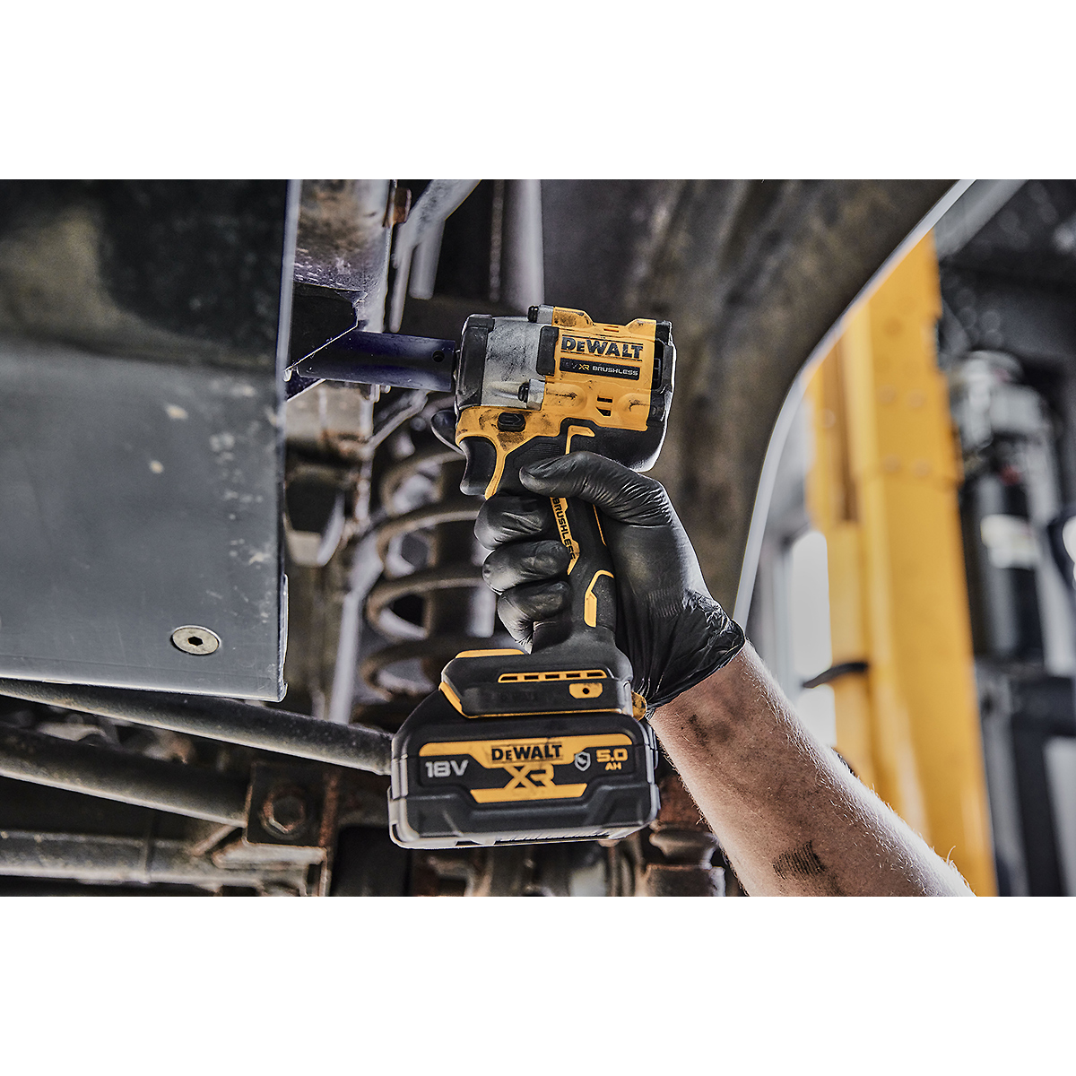 DEWALT Akku-Schlagschrauber 1/2 Zoll XR 18V 406Nm Basisversion