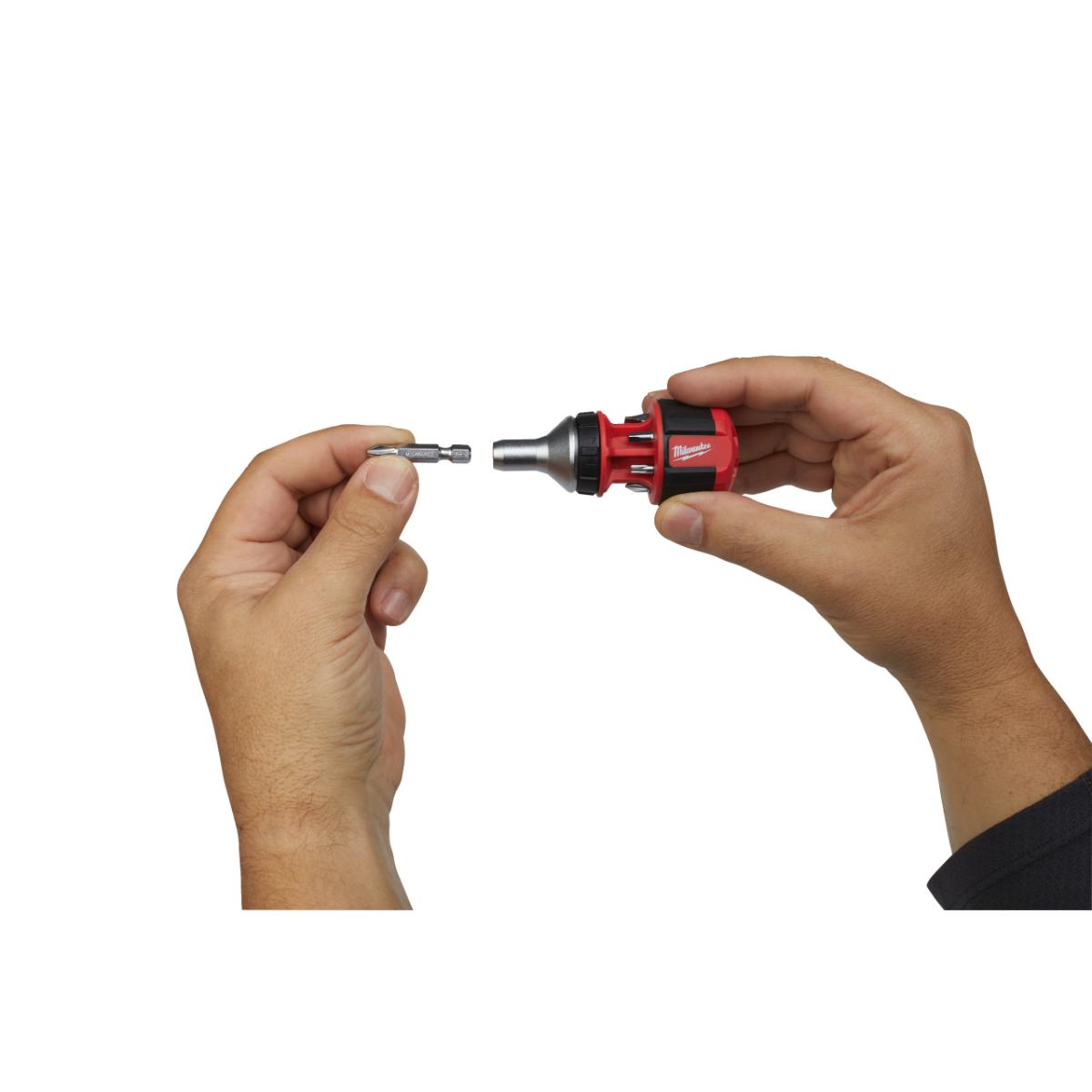 Milwaukee - 8-in-1 Multi-Bit Schraubendreher Stubby mit Ratschenfunktion