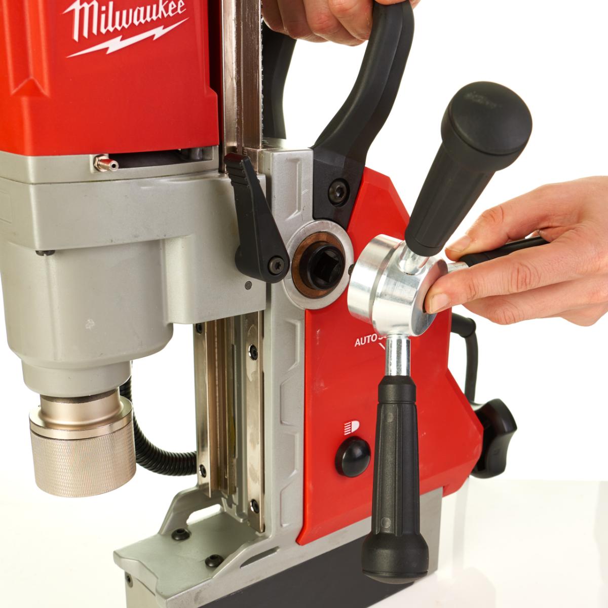 Milwaukee Magnetkernbohreinheit MDP41