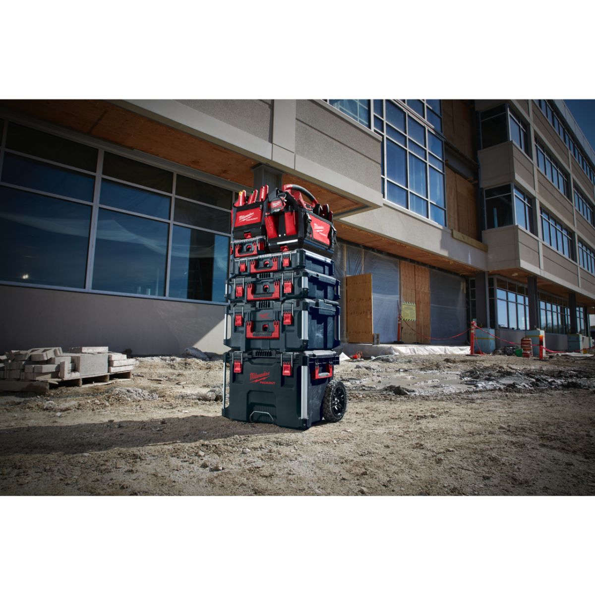 Milwaukee PACKOUT Promo-Set 3-teilig mit Trolley Koffer, Transportbox & Organiser Slim