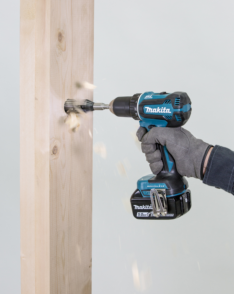 Makita Akku-Bohrschrauber LXT 18V / 3,0 Ah, 2 Akkus + Ladegerät im MAKPAC - DDF485RFJ