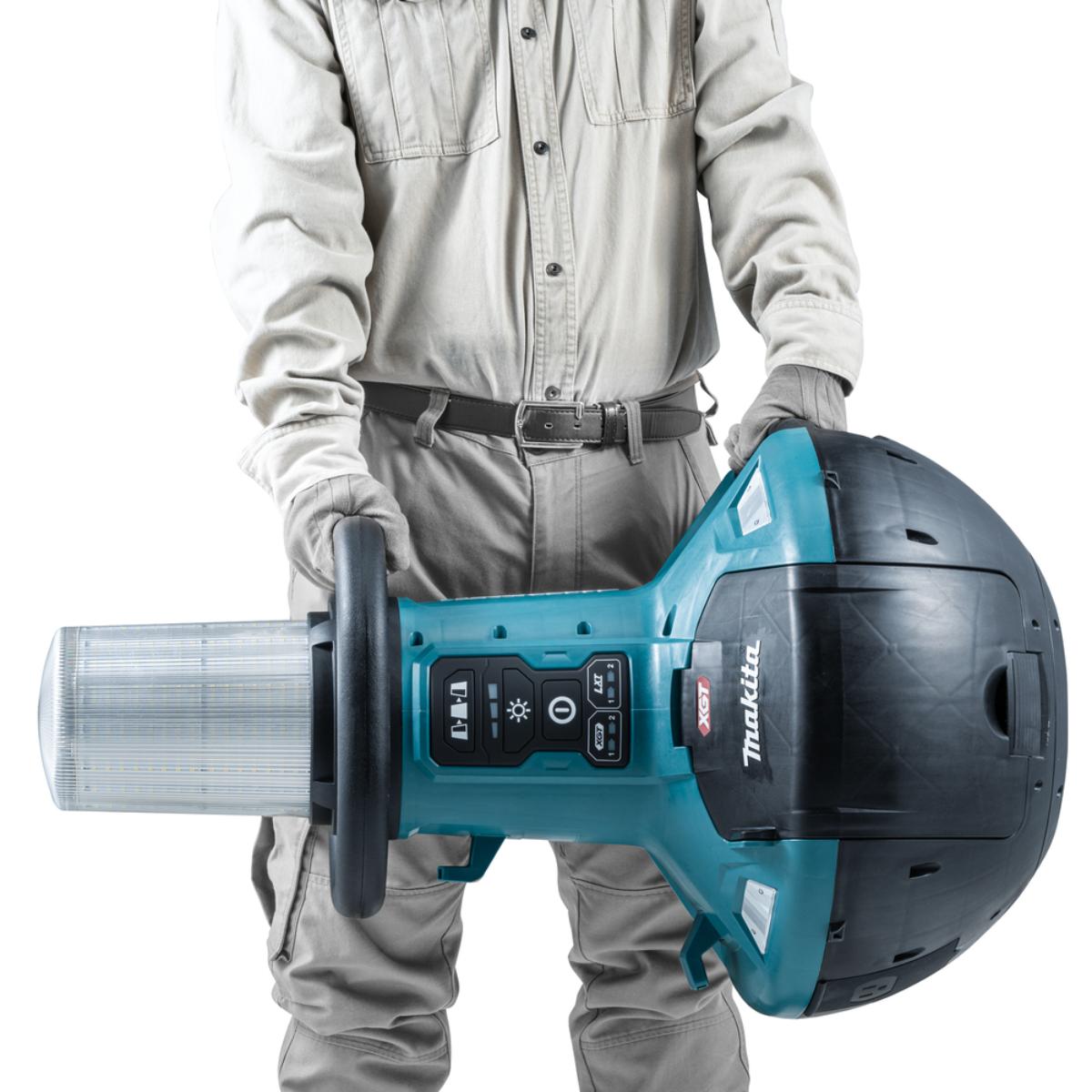 Makita LED-Flächenbeleuchtung XGT - 40V max.• 230V - 550 lx - 5.500 lm - ML010G
