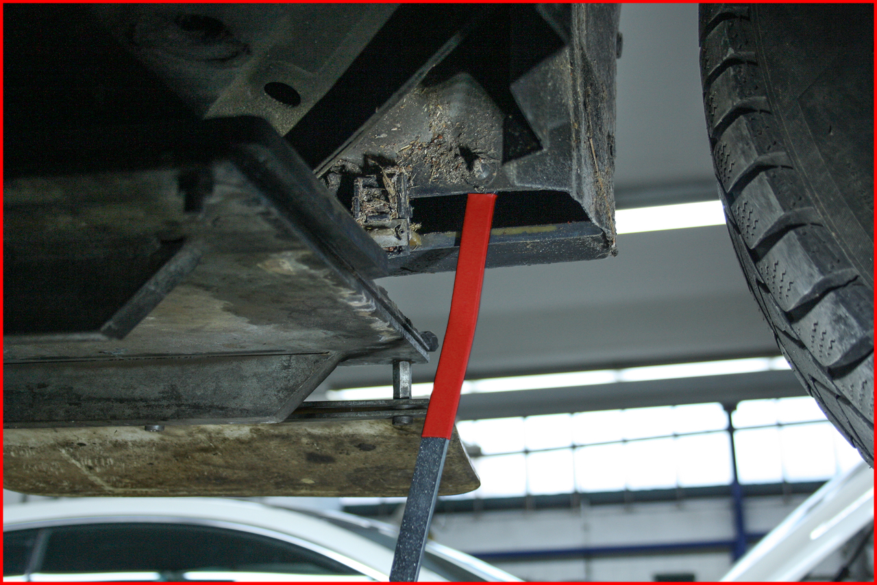 KS Tools 12-kant-Schlüssel für Kotflügel-Verschraubungen für Ford, 10 mm
