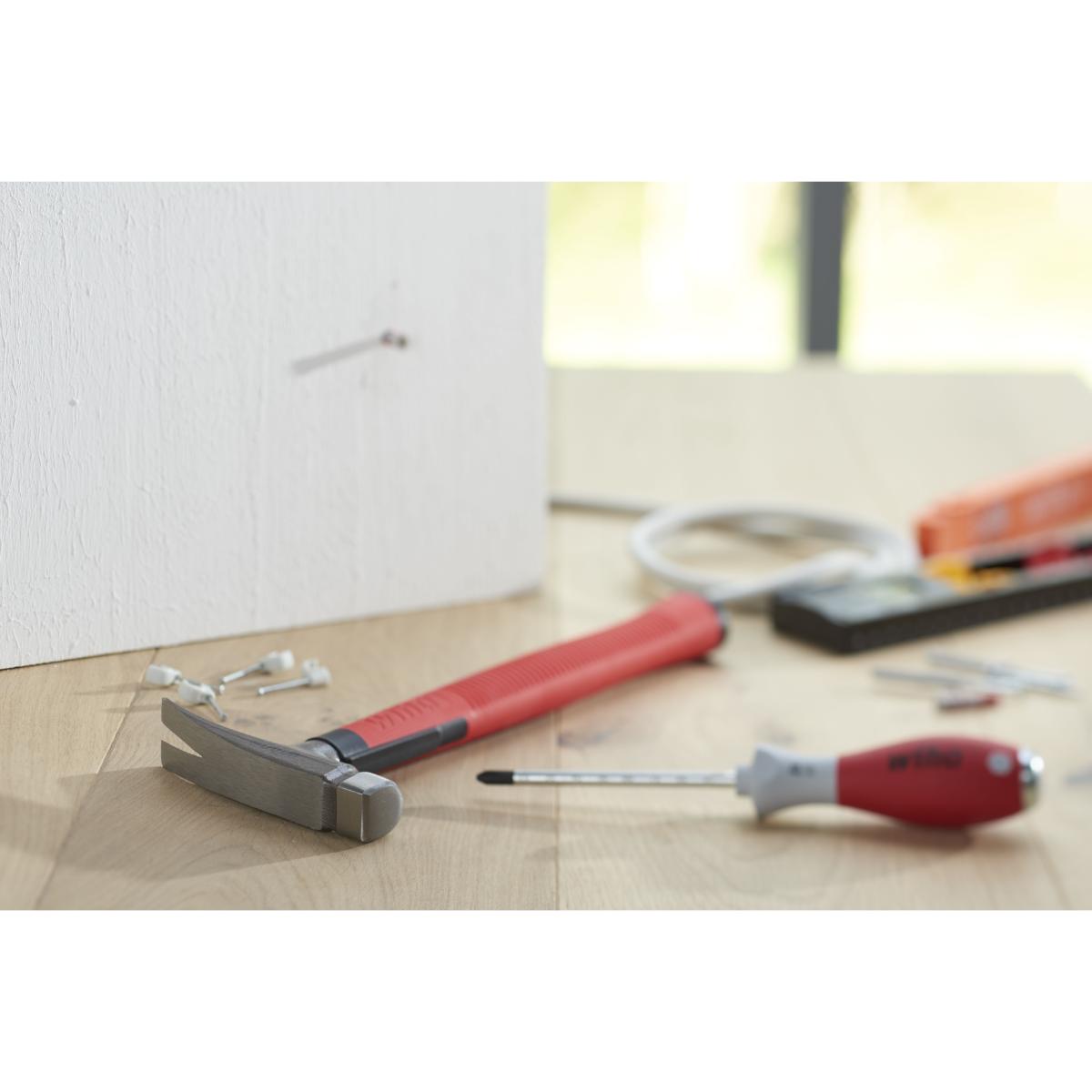 Wiha Elektriker Hammer mit 300 g Hammerkopf