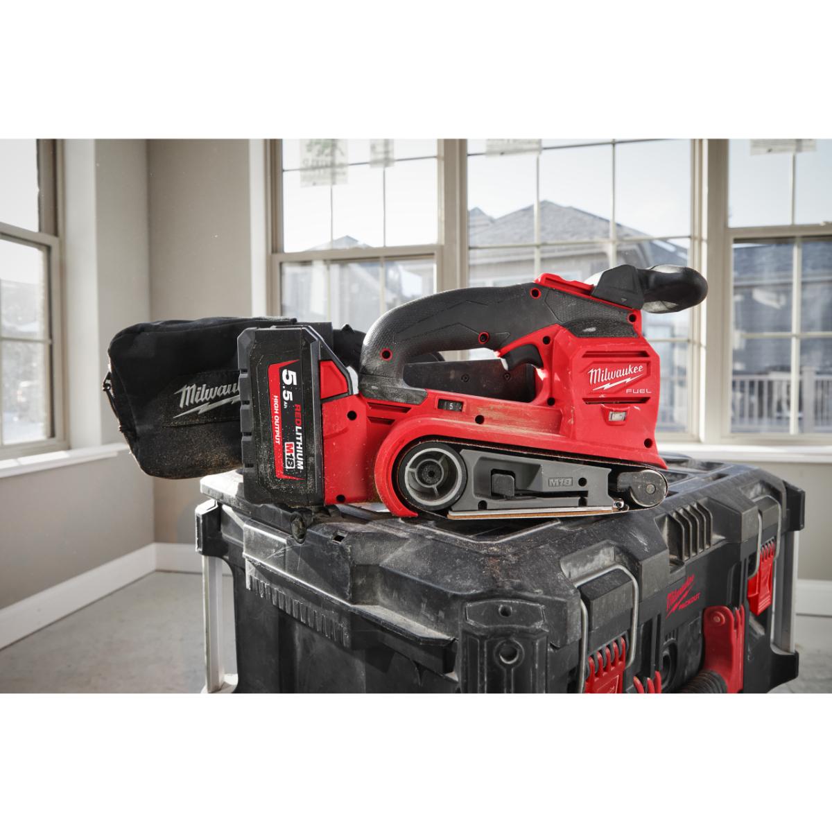 Milwaukee FUEL Akku-Exzenterschleifer M18 FBTS75-0