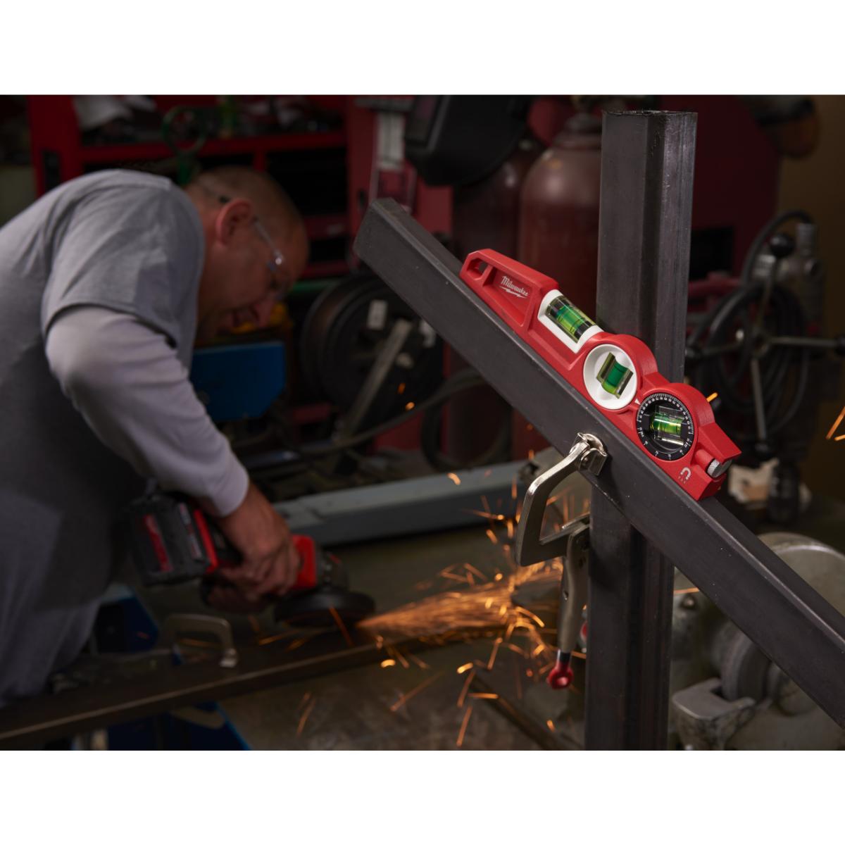 Milwaukee Wasserwaage Torped 360° 25cm Länge magnetisch