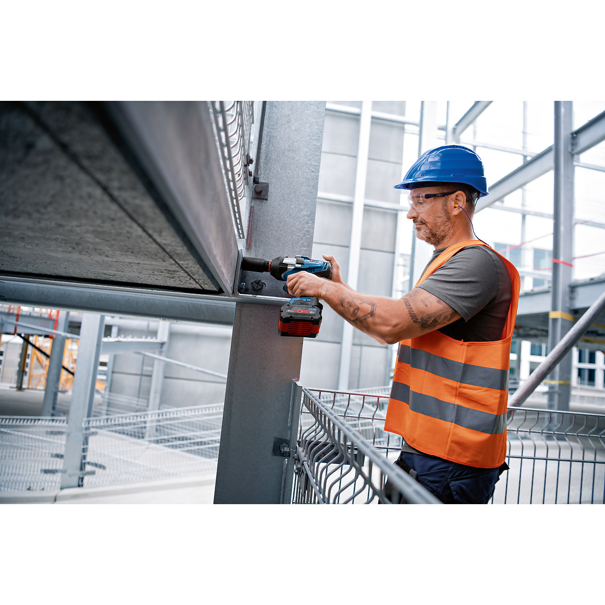 Bosch Akku-Drehschlagschrauber GDS 18V-1000 C