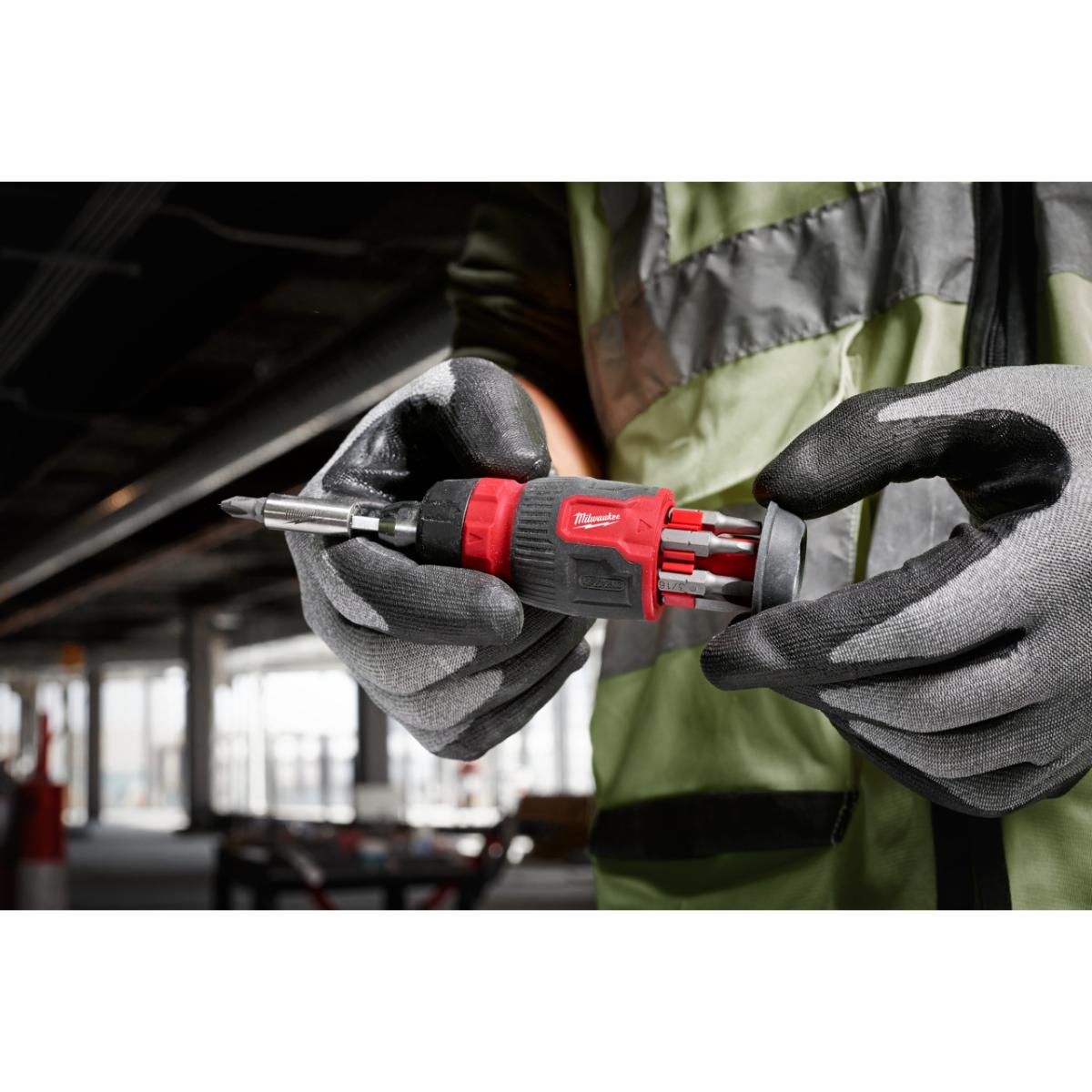 Milwaukee Multi-Bit Schraubendreher mit Ratschenfunktion