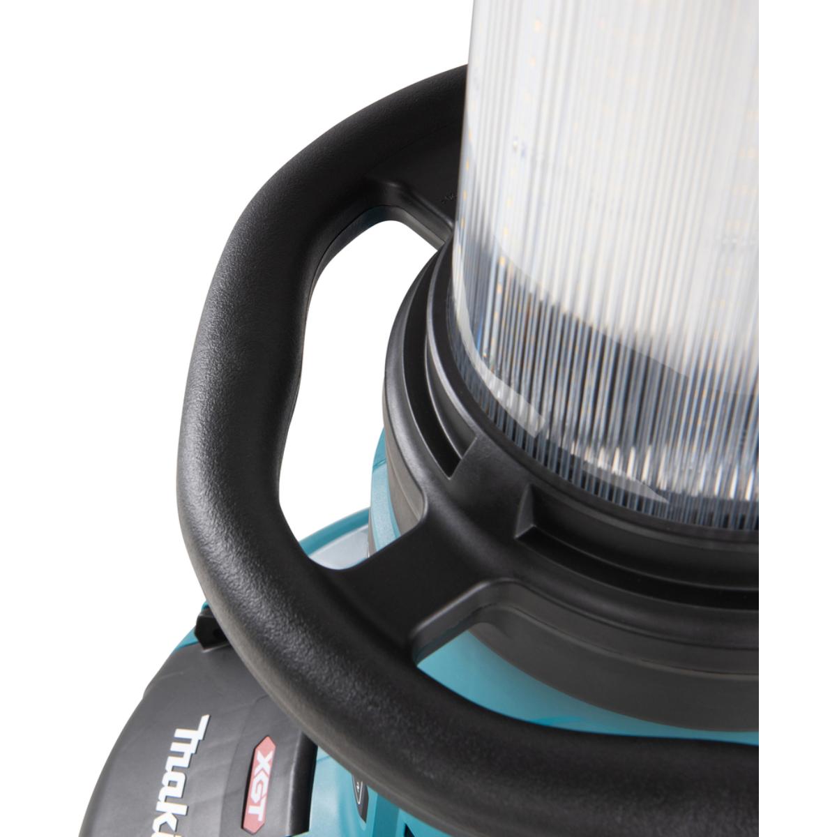 Makita LED-Flächenbeleuchtung XGT - 40V max.• 230V - 550 lx - 5.500 lm - ML010G