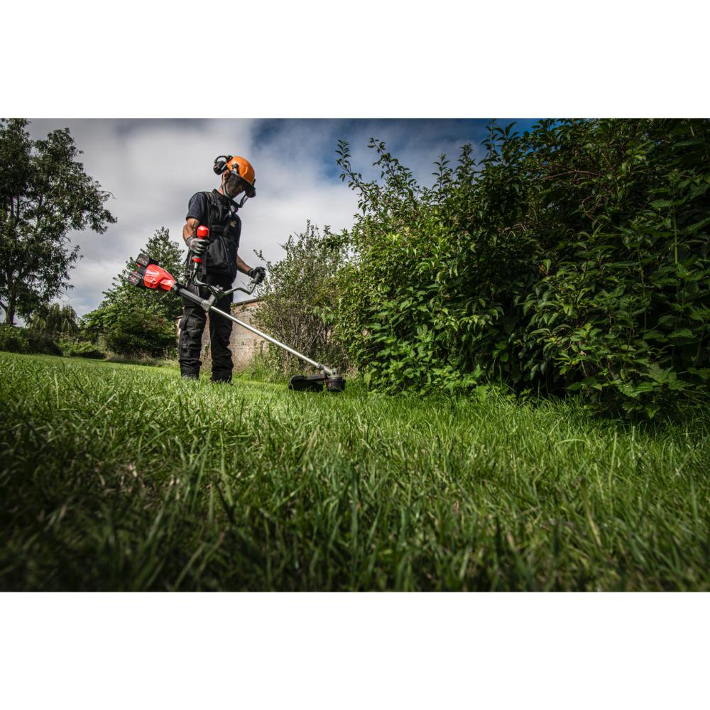 Milwaukee M18 FUEL Akku-Freischneider M18F2BCU-122