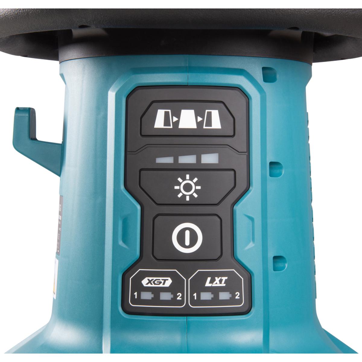 Makita LED-Flächenbeleuchtung XGT - 40V max.• 230V - 550 lx - 5.500 lm - ML010G