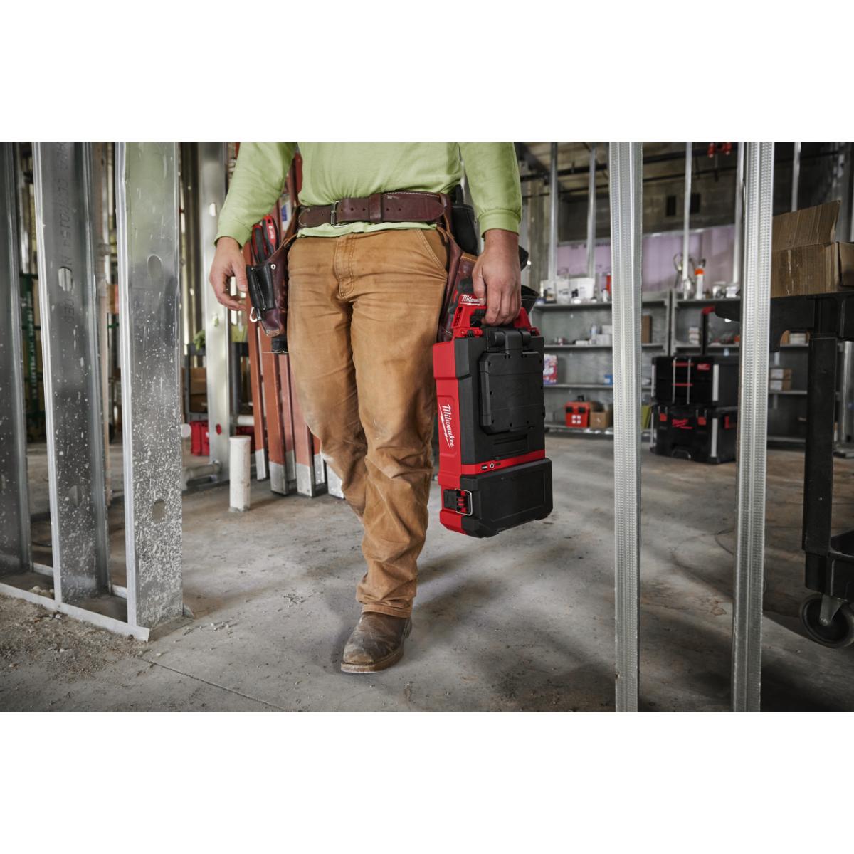 Milwaukee Packout-Akku-Leuchte M12 POAL-0
