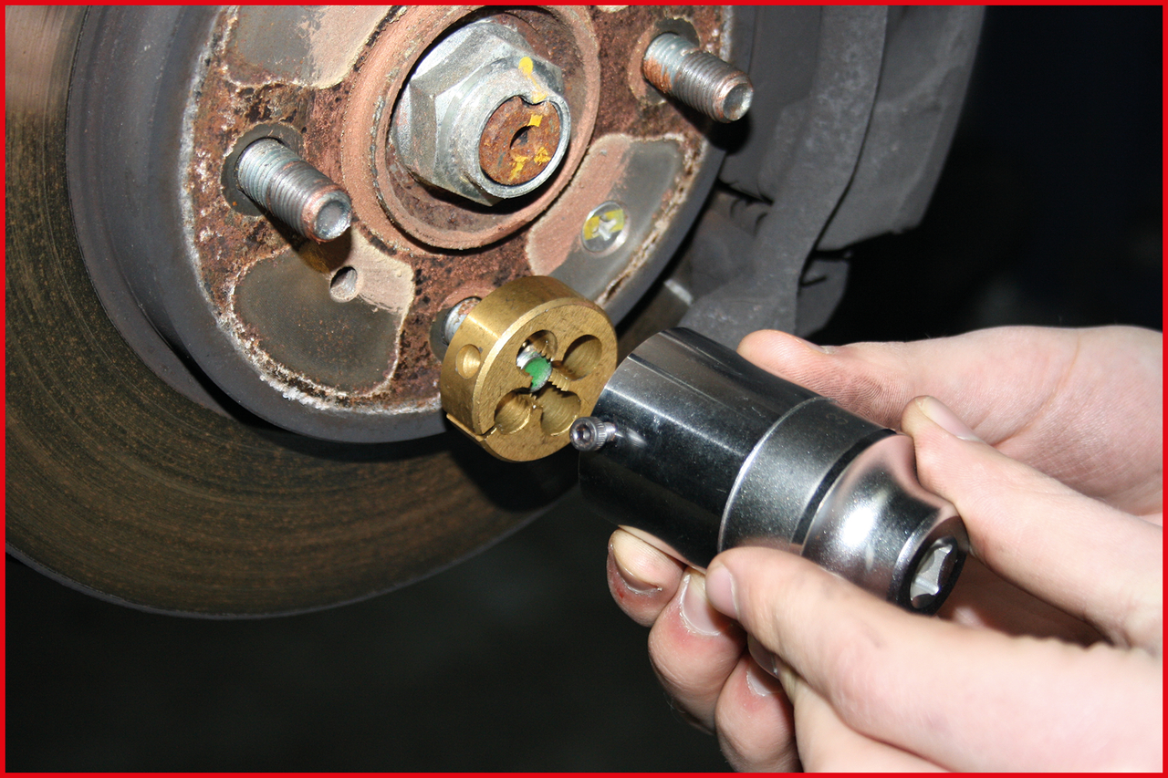 KS Tools 3/8" Gewindeschneid-Satz für Radmuttern- und Schrauben, 11-tlg