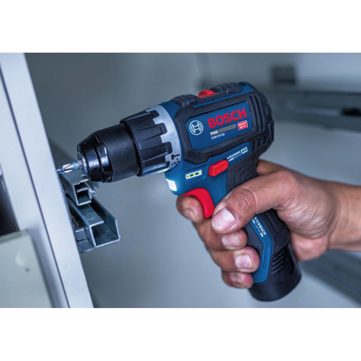 Bosch Akku-Schlagbohrschrauber GSB12V-32