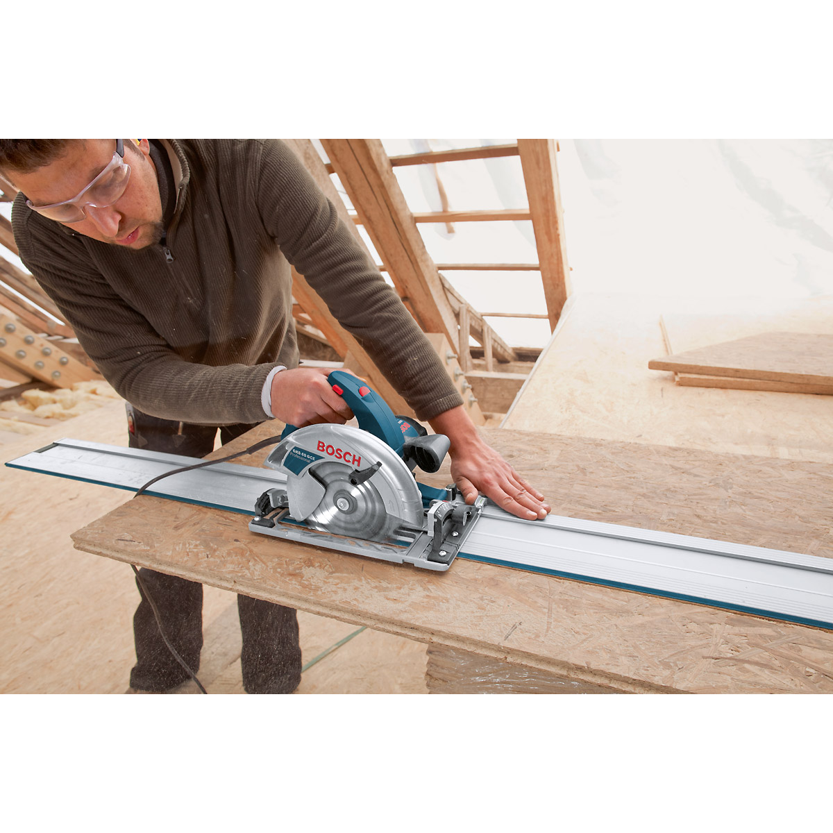 Bosch Handkreissäge GKS 65 GCE + FSN 1400