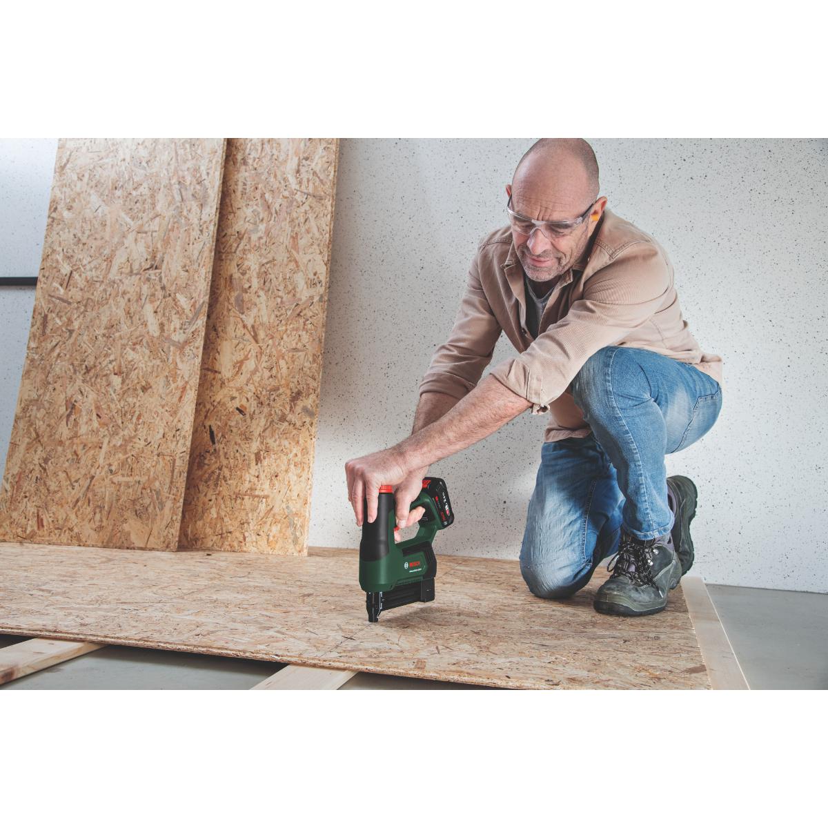 Bosch Akku-Tacker AdvancedTacker 18V-25