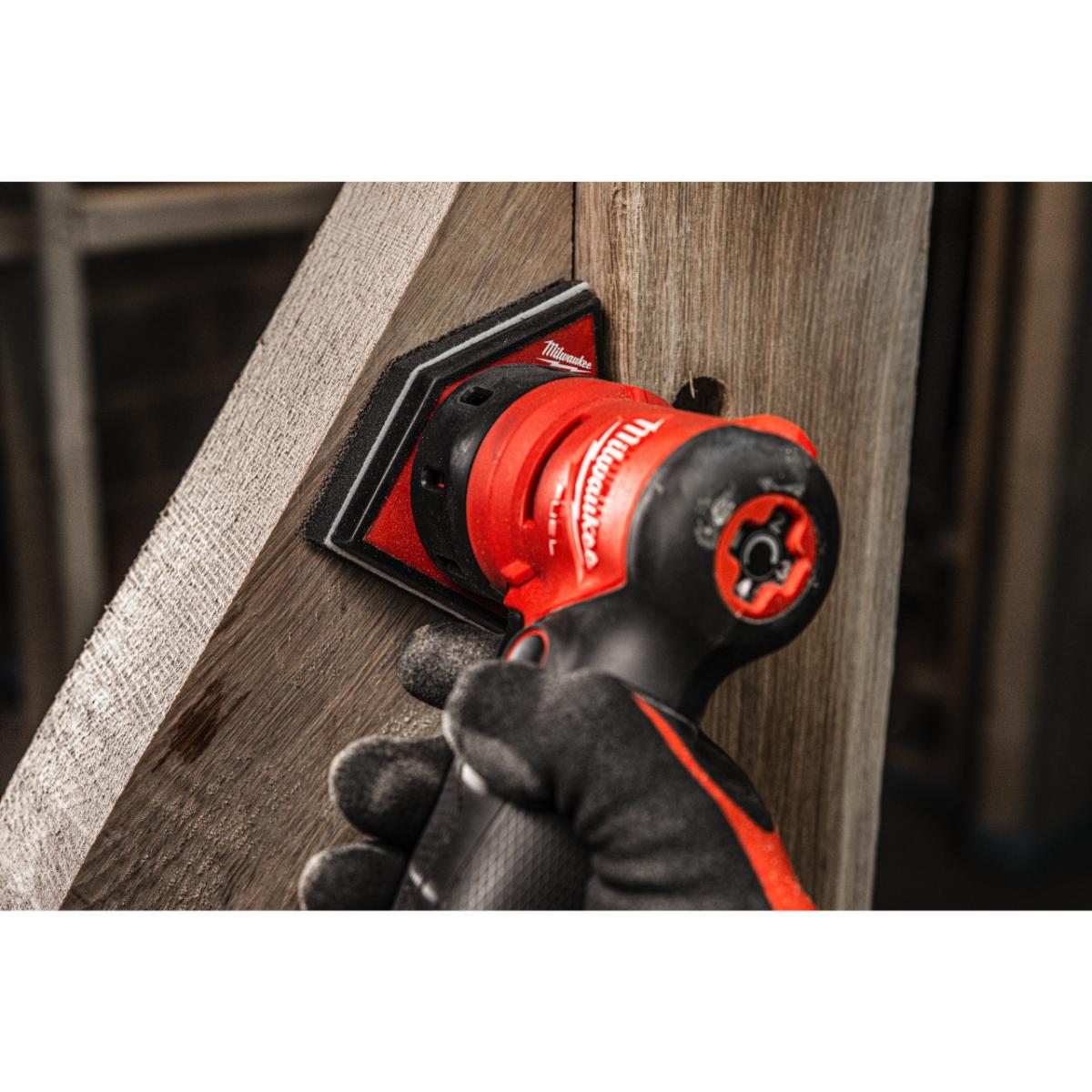 Milwaukee FUEL Akku-Exzenterschleifer M12 FDSS-422X