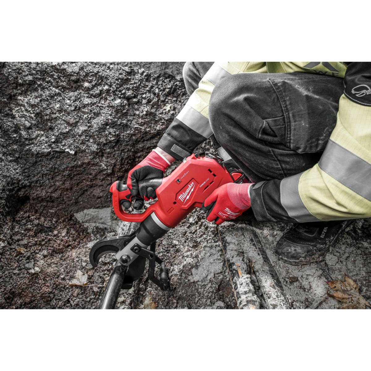 Milwaukee Akku-Kabelschneider (remote) M18 HCC75R-502C