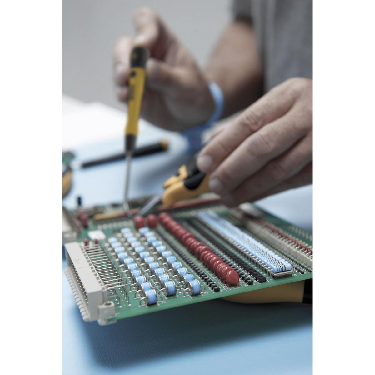 Wiha Zangen Set Professional ESD Seiten-, Schrägvornschneider, Flachrundzange 5-teiliges Set mit Werkzeugmappe