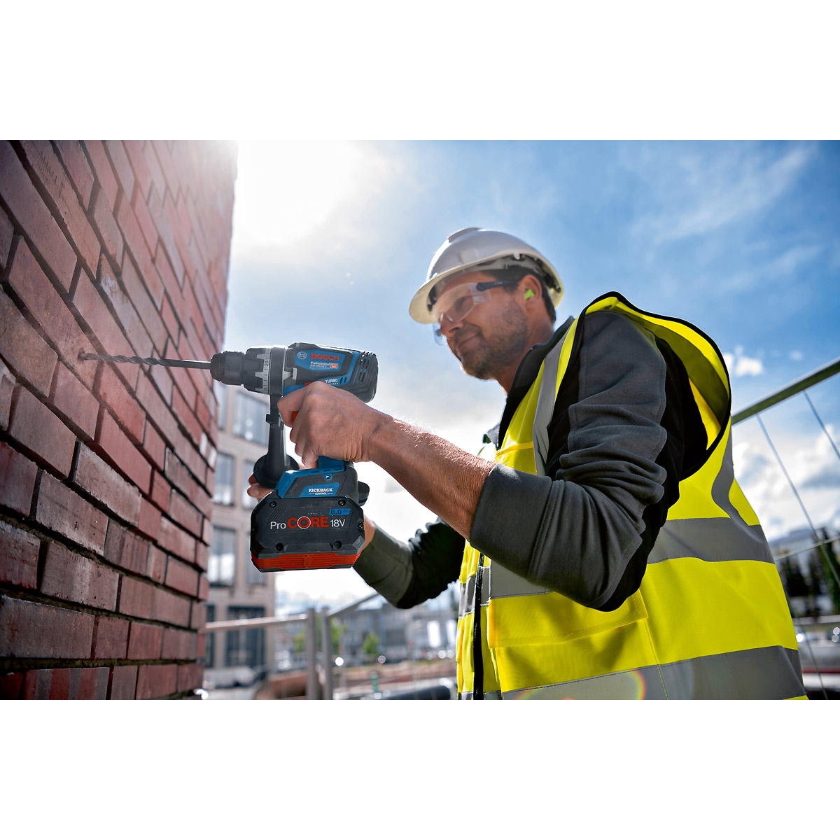 Bosch Akku-Schlagbohrschrauber GSB 18V-150 C