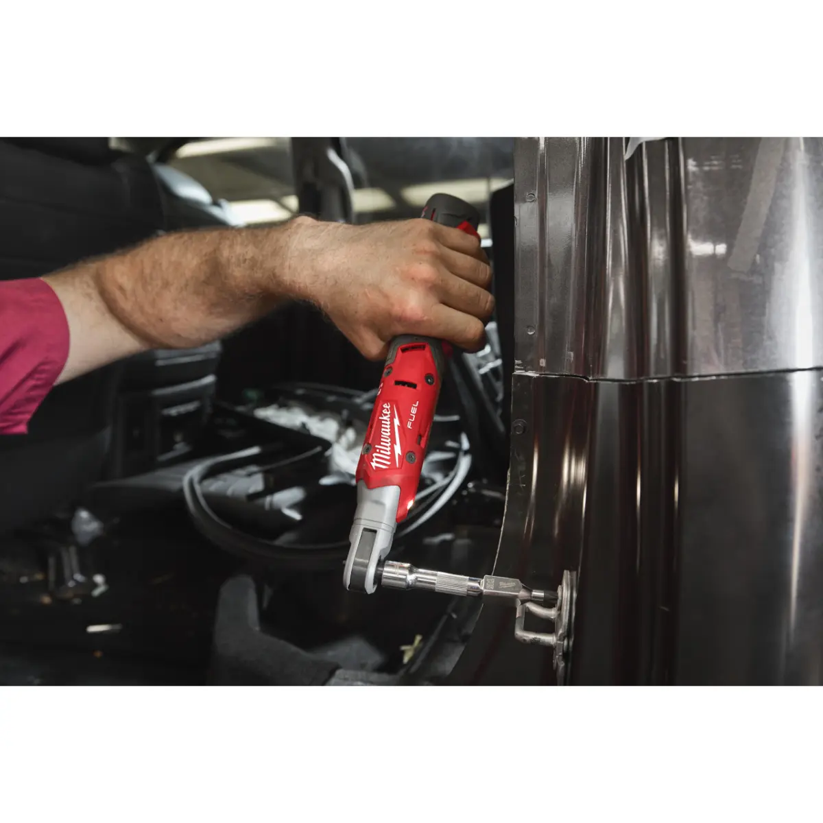 Milwaukee M12 FUEL 3/8˝ Akku-Ratsche M12 FIR38G2-0