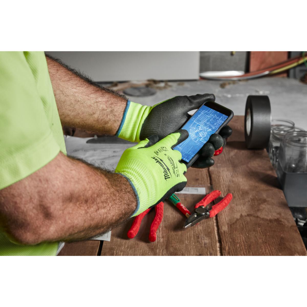 Milwaukee - SCHNITTSCHUTZHANDS. 2/B 7/S HI-VIS - 4932479921
